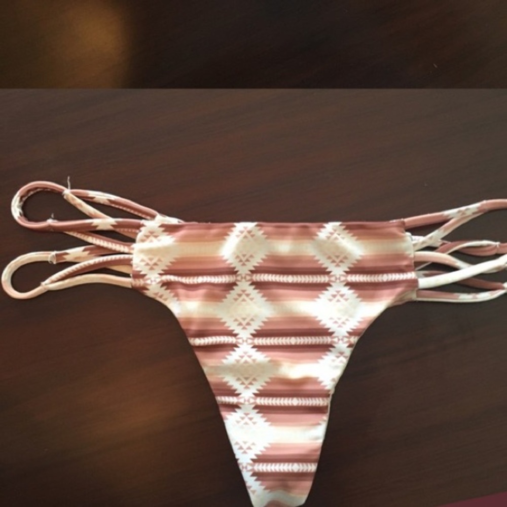 ACACIA RARE tribal ombré bottoms (petite)